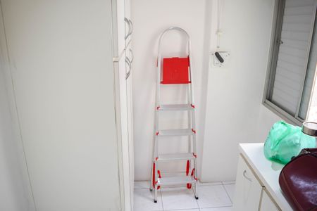 Apartamento à venda com 83m², 3 quartos e 1 vagaÁrea de Serviço