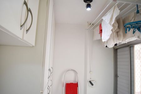 Apartamento à venda com 83m², 3 quartos e 1 vagaÁrea de Serviço