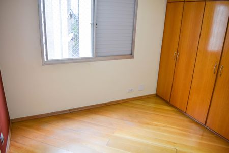 Apartamento à venda com 83m², 3 quartos e 1 vagaQuarto 2