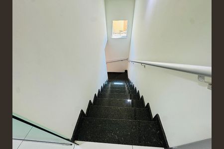 Casa à venda com 253m², 3 quartos e 4 vagas