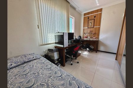 Casa à venda com 253m², 3 quartos e 4 vagas