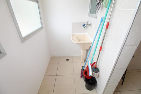 Apartamento para alugar com 70m², 3 quartos e 1 vagaÁrea de Serviço