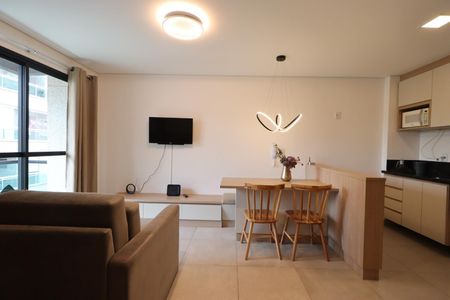 Studio para alugar com 38m², 1 quarto e 1 vaga Studio para alugar com 38m², 1 quarto e 1 vagaSuite