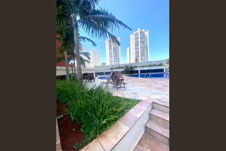 Apartamento à venda com 68m², 2 quartos e 1 vaga
