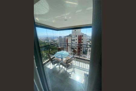 Apartamento à venda com 68m², 2 quartos e 1 vaga