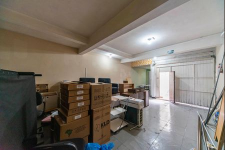 Casa à venda com 315m², 3 quartos e 8 vagas Casa à venda com 315m², 3 quartos e 8 vagasGaragem