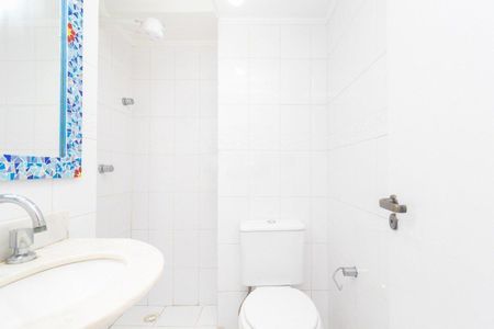 Banheiro de apartamento para alugar com 1 quarto, 45m² em Menino Deus, Porto Alegre