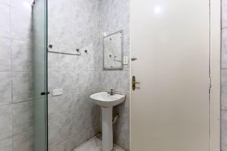 Apartamento à venda com 63m², 2 quartos e 1 vaga Apartamento à venda com 63m², 2 quartos e 1 vagaBanheiro
