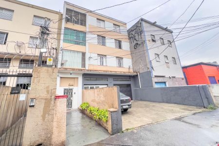 Apartamento à venda com 63m², 2 quartos e 1 vaga Apartamento à venda com 63m², 2 quartos e 1 vagaFachada