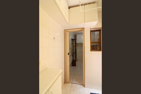 Apartamento à venda com 81m², 2 quartos e 2 vagasÁrea de Serviço