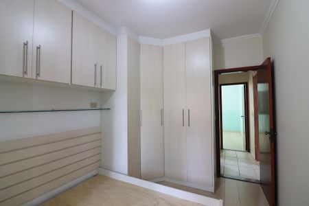 Apartamento à venda com 81m², 2 quartos e 2 vagasSuíte