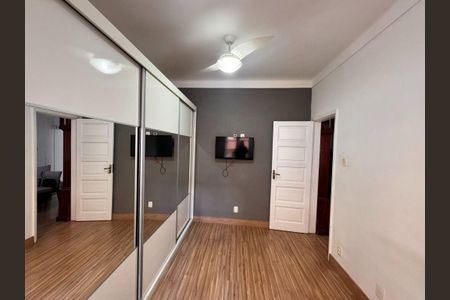 Casa à venda com 2 quartos, 140m² em Ingá, Niterói