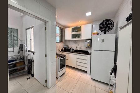 Casa à venda com 2 quartos, 140m² em Ingá, Niterói