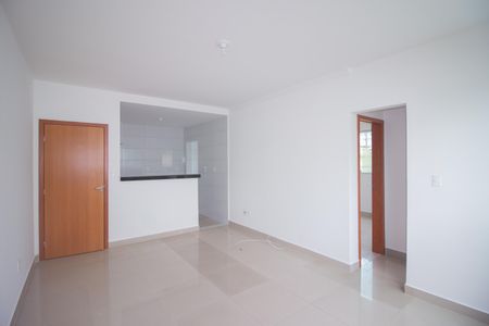 Sala de apartamento à venda com 2 quartos, 68m² em Cabral, Contagem