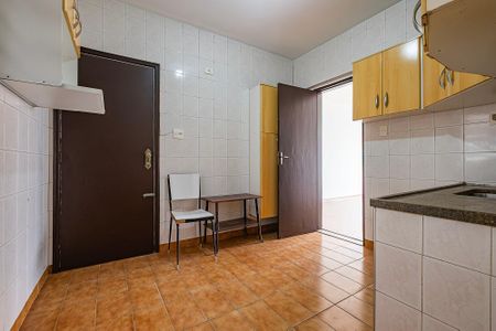 Apartamento para alugar com 81m², 2 quartos e 1 vaga Apartamento para alugar com 81m², 2 quartos e 1 vagaCozinha