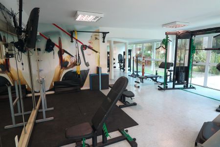 Casa de condomínio para alugar com 218m², 4 quartos e 2 vagasÁrea comum - Academia