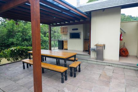 Casa de condomínio para alugar com 218m², 4 quartos e 2 vagasÁrea comum - Churrasqueira