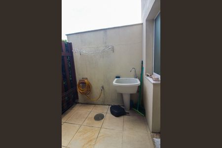 Casa de condomínio para alugar com 218m², 4 quartos e 2 vagasÁrea de Serviço