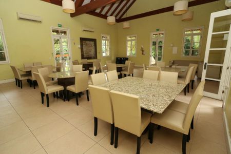 Casa de condomínio para alugar com 218m², 4 quartos e 2 vagasÁrea comum - Salão de festas 1