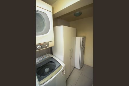 Casa de condomínio para alugar com 218m², 4 quartos e 2 vagasÁrea de Serviço