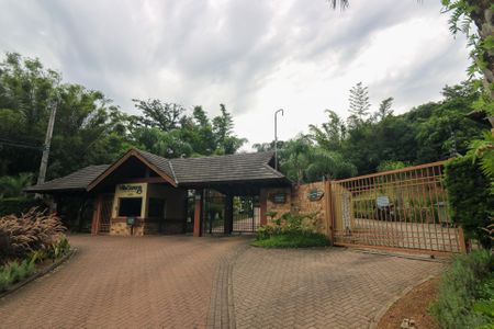 Casa de condomínio para alugar com 218m², 4 quartos e 2 vagasFachada do condomínio