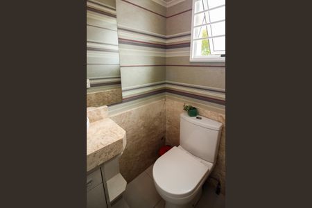 Casa de condomínio para alugar com 218m², 4 quartos e 2 vagasLavabo