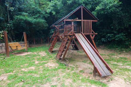 Casa de condomínio para alugar com 218m², 4 quartos e 2 vagasÁrea comum - Playground