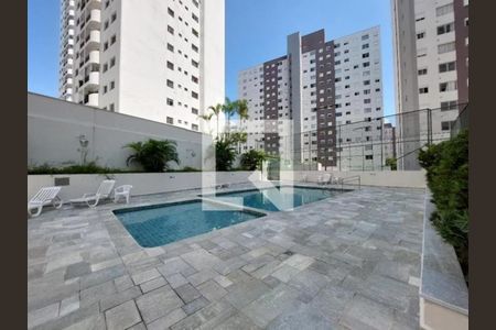 Apartamento à venda com 65m², 2 quartos e 1 vaga Apartamento à venda com 65m², 2 quartos e 1 vagaÁrea comum - Piscina