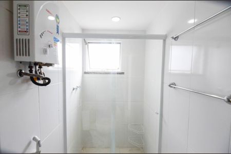 Apartamento à venda com 69m², 2 quartos e 1 vaga Apartamento à venda com 69m², 2 quartos e 1 vagaBanheiro Social