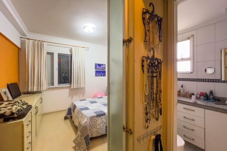 Apartamento à venda com 87m², 3 quartos e 2 vagas Apartamento à venda com 87m², 3 quartos e 2 vagasSuíte