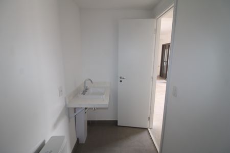 Apartamento à venda com 74m², 2 quartos e 1 vagaBanheiro 1
