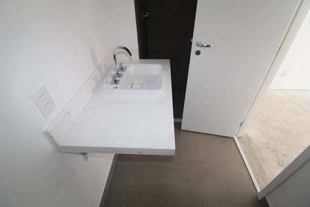 Apartamento à venda com 74m², 2 quartos e 1 vagaBanheiro 2