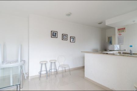 Apartamento para alugar com 56m², 2 quartos e 1 vaga Apartamento para alugar com 56m², 2 quartos e 1 vagaÁrea comum - Salão de festas
