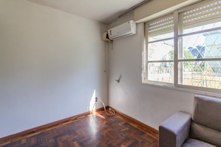 Quarto 1 de apartamento para alugar com 2 quartos, 70m² em Cristal, Porto Alegre