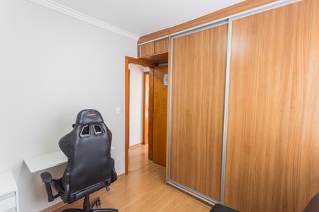 Apartamento à venda com 79m², 3 quartos e 2 vagas Apartamento à venda com 79m², 3 quartos e 2 vagasQuarto 2