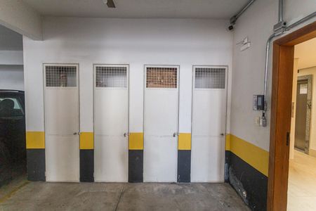 Apartamento à venda com 79m², 3 quartos e 2 vagas Apartamento à venda com 79m², 3 quartos e 2 vagasQuarto de Despejo