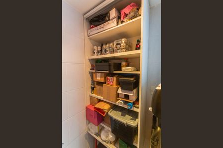 Apartamento à venda com 79m², 3 quartos e 2 vagas Apartamento à venda com 79m², 3 quartos e 2 vagasDespensa