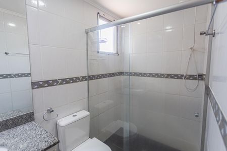 Apartamento à venda com 79m², 3 quartos e 2 vagas Apartamento à venda com 79m², 3 quartos e 2 vagasBanheiro Social
