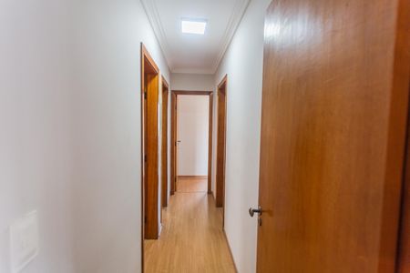 Apartamento à venda com 79m², 3 quartos e 2 vagas Apartamento à venda com 79m², 3 quartos e 2 vagasCorredor