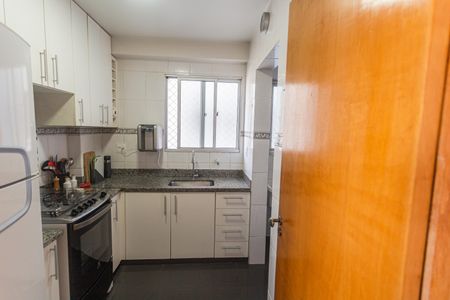 Apartamento à venda com 79m², 3 quartos e 2 vagas Apartamento à venda com 79m², 3 quartos e 2 vagasCozinha