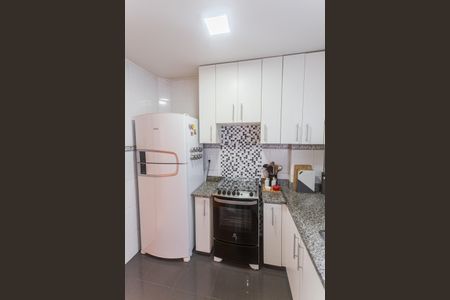 Apartamento à venda com 79m², 3 quartos e 2 vagas Apartamento à venda com 79m², 3 quartos e 2 vagasCozinha