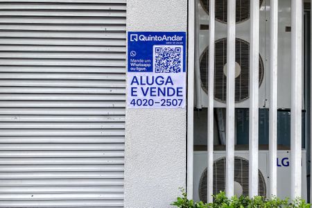 Apartamento à venda com 68m², 2 quartos e 1 vagaPlaquinha
