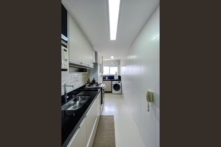 Apartamento à venda com 68m², 2 quartos e 1 vagaCozinha