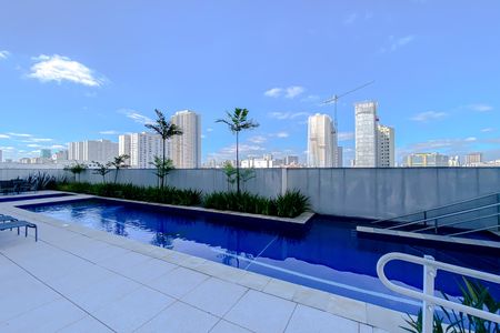Apartamento à venda com 68m², 2 quartos e 1 vagaÁrea comum - Piscina
