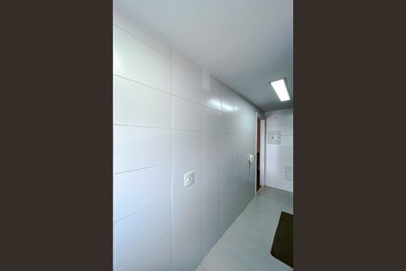 Apartamento à venda com 68m², 2 quartos e 1 vagaÁrea de Serviço