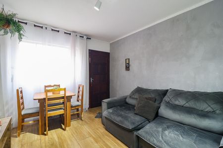 Sala de casa de condomínio para alugar com 2 quartos, 123m² em Vila Pirajussara, São Paulo