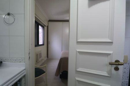 Apartamento para alugar com 150m², 3 quartos e 2 vagasBanheiro Suíte