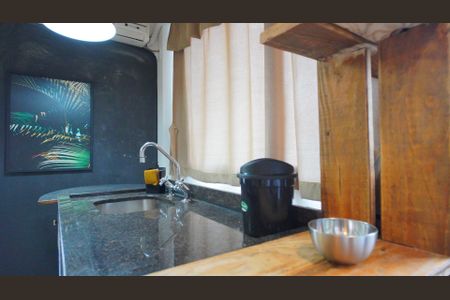 Cozinha  de apartamento para alugar com 1 quarto, 40m² em Sarandi, Porto Alegre