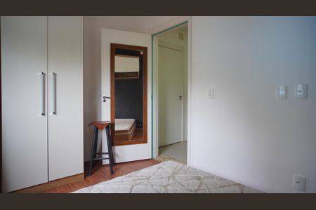 Quarto  de apartamento para alugar com 1 quarto, 40m² em Sarandi, Porto Alegre