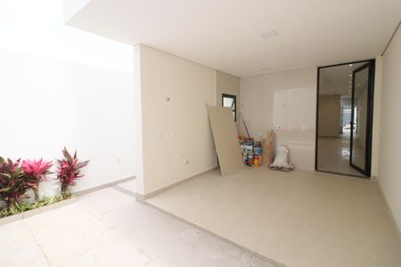 Casa à venda com 150m², 3 quartos e 4 vagasÁrea de Serviço